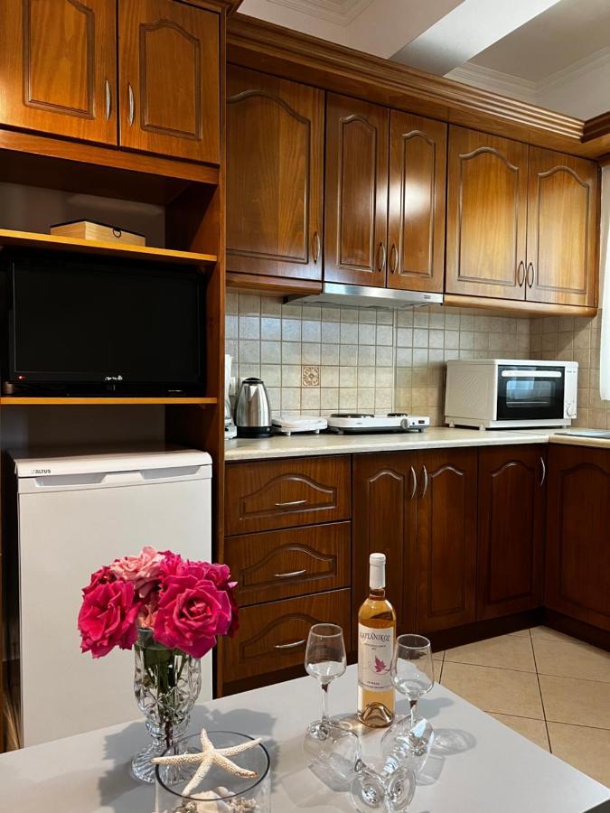 Anna'S Apartments Нікіана Екстер'єр фото